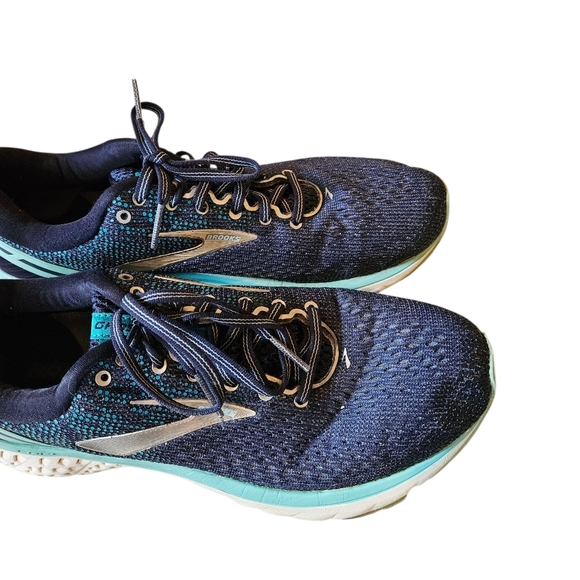 Brooks Women's Athletic Shoes Ghost 11 Running - Navy and Mint - Picture 4 of 9